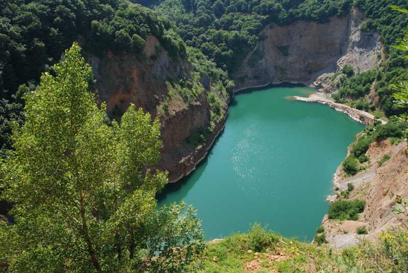 Ledinačko jezero u Srbiji